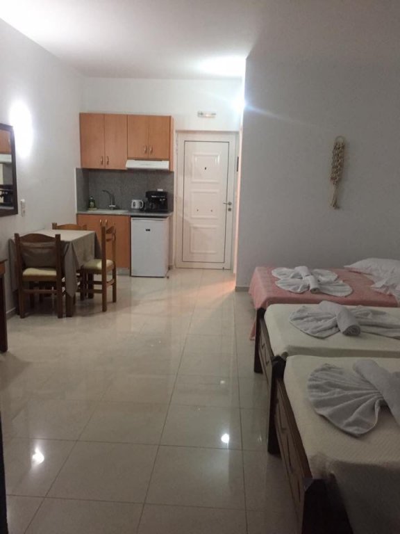 Фото Reina Apartments