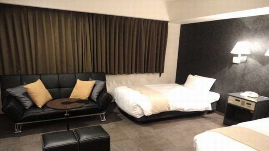 Фото Green Rich Hotel Nishitetsu Ohashi Ekimae