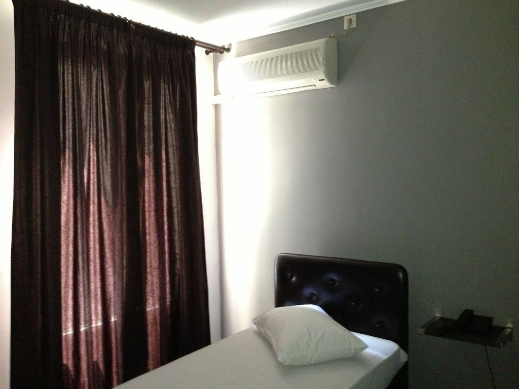 Фото Cosmopolit Athens Hotel