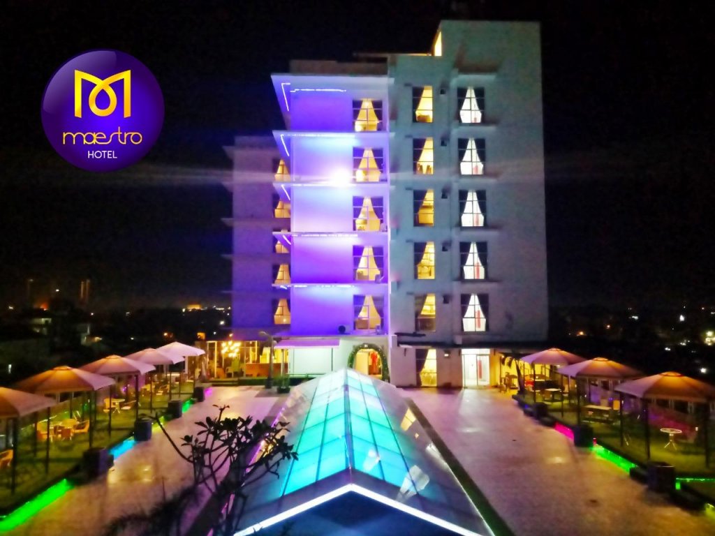Фото Maestro Hotel Kota Baru