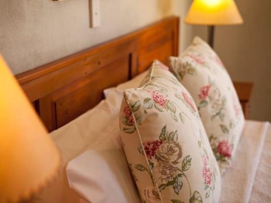 Фото Browns Boutique Hotel