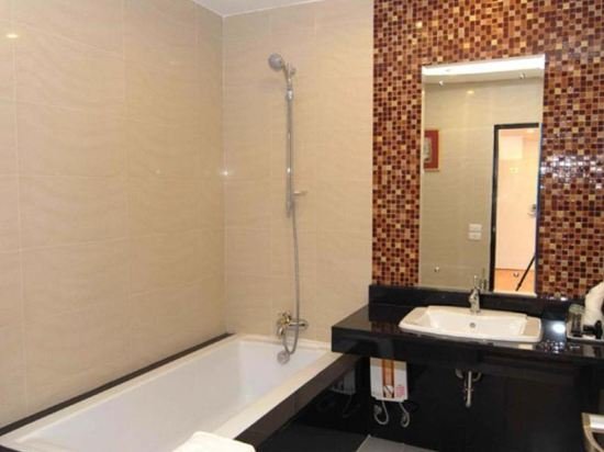 Фото Atrium Boutique Hotel