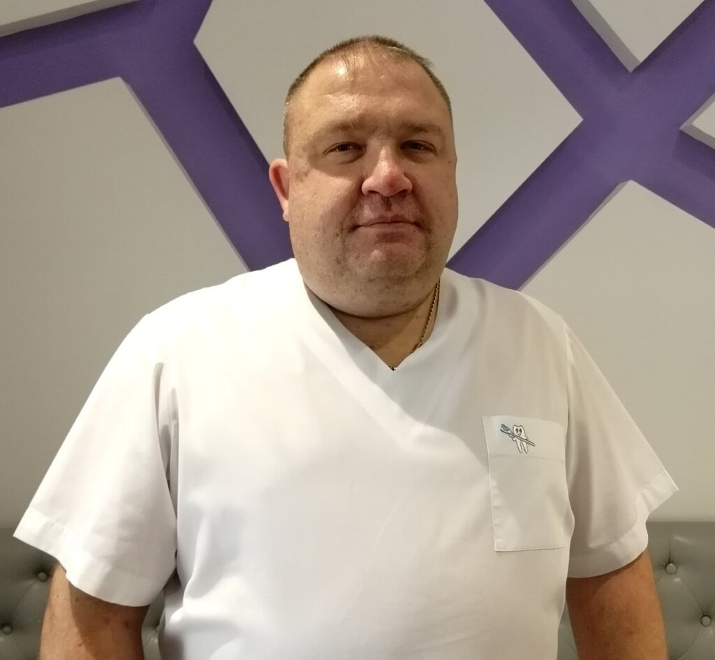 Мелешко Олег Павлович: 1 отзыв Волгоград, стоматолог-хирург