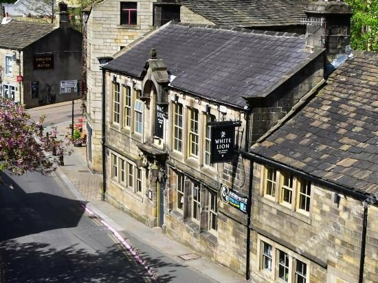 Hotel The Old White Lion Hotel, England, photo