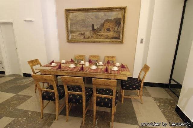 Фото Ea Hotel Rokoko