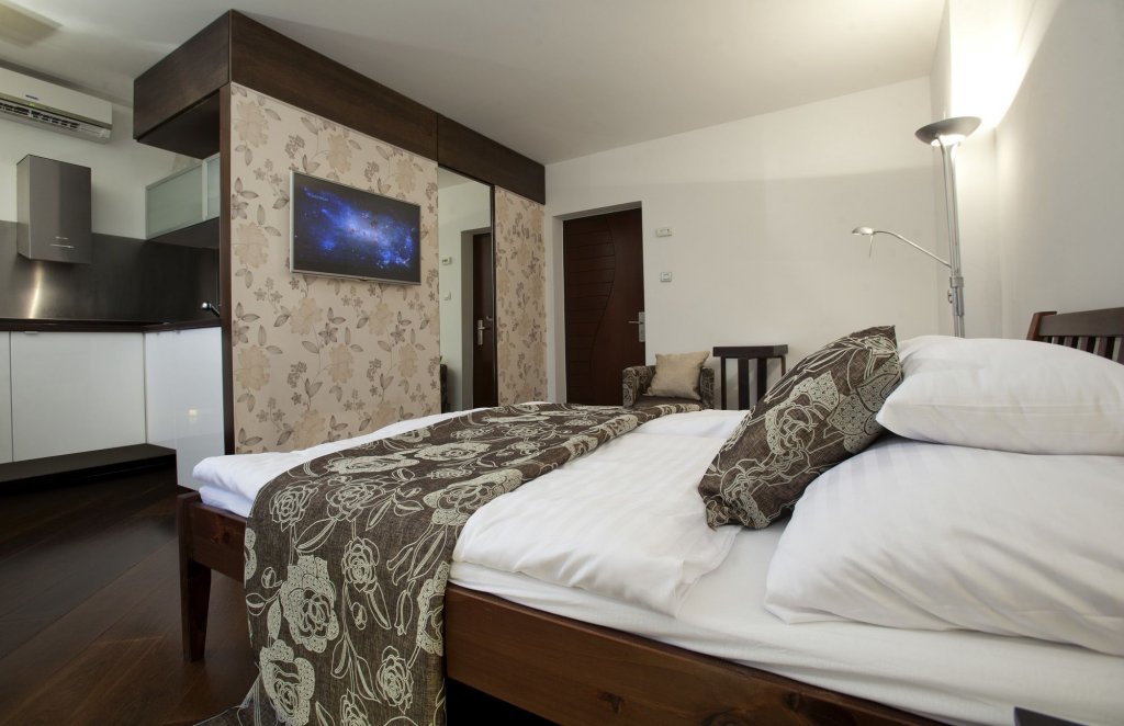 Фото Parliament Penthouse Boutique B&b