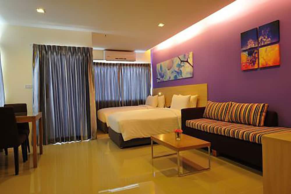 Фото R-Con @ Siam Hotel