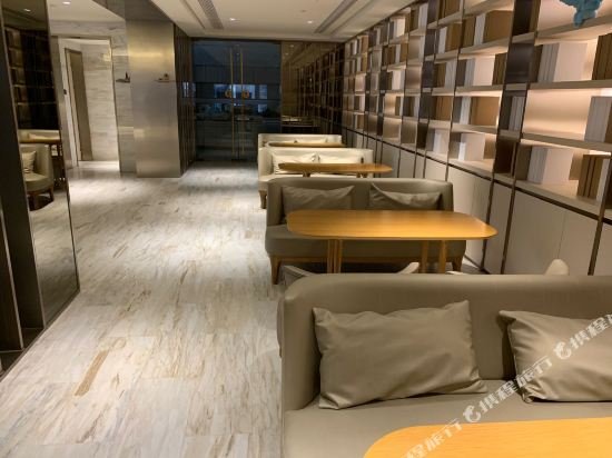 Фото Ji Hotel Shanghai Hongqiao Gubei Road Branch