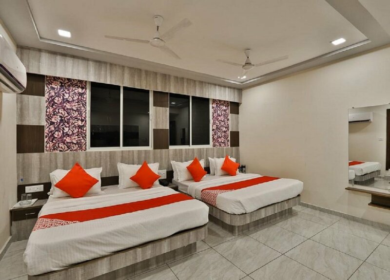 Отель Shree Krishna Palace в Ахмадабаде