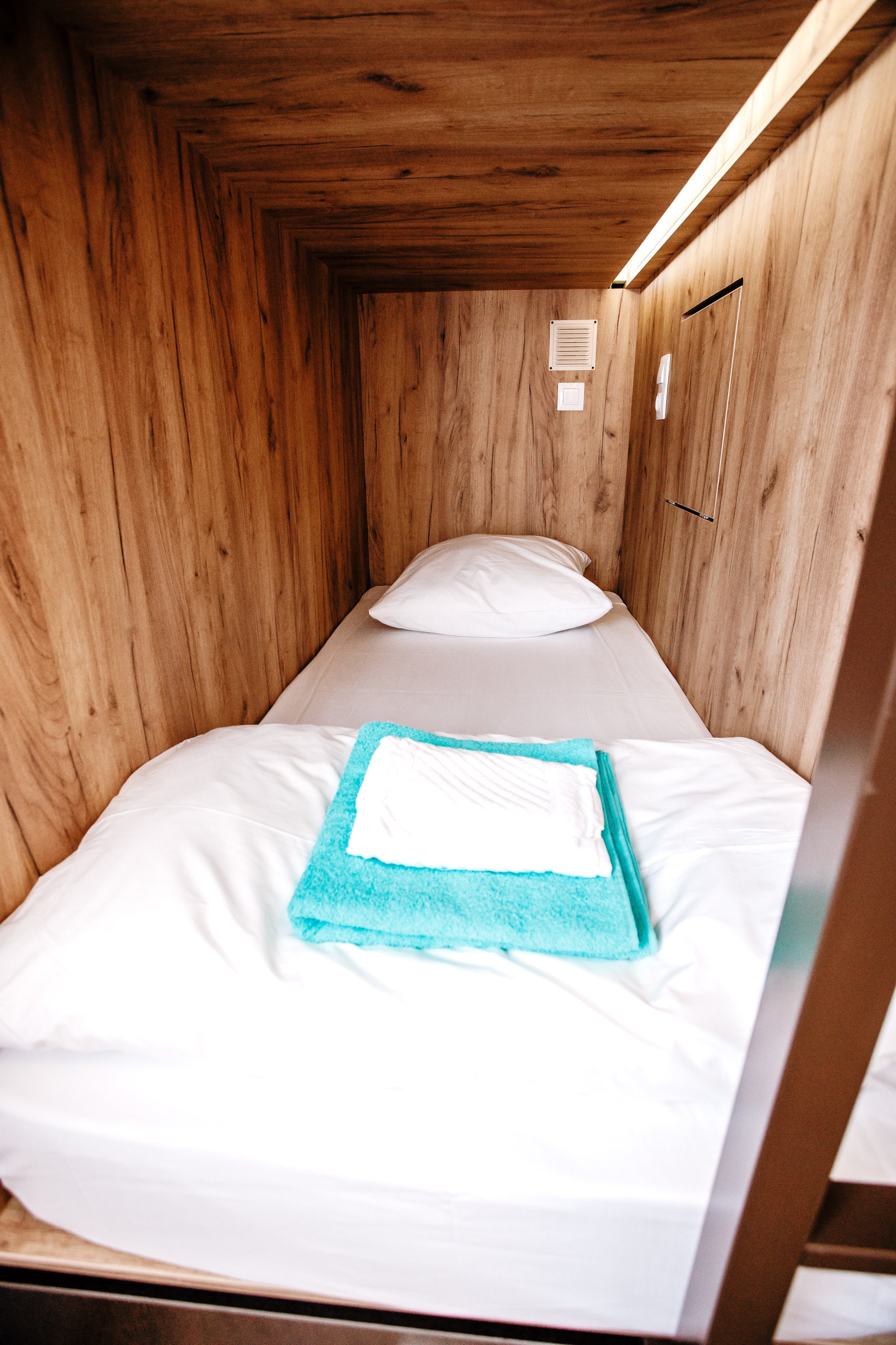 Фото O2 Capsul Hotel