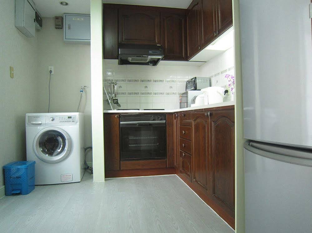 Фото Saigon Court Serviced Apartment