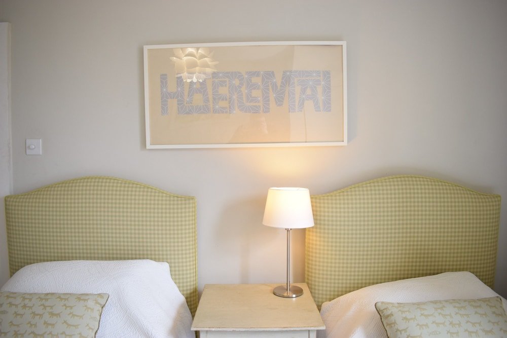 Фото Room2 Hammersmith Hometel