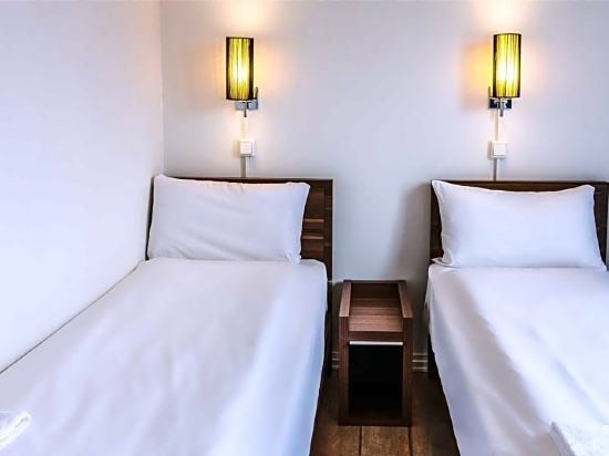 Фото Central City Apartments