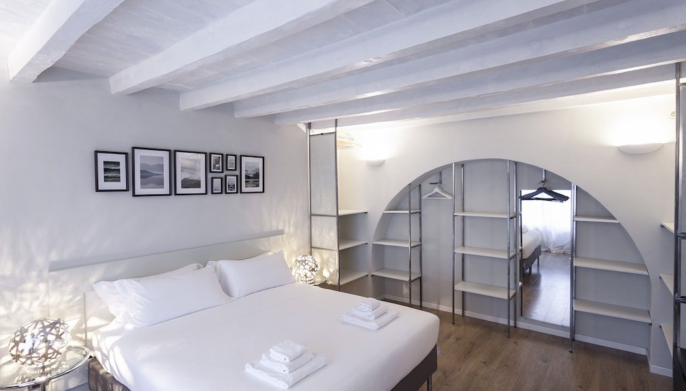 Фото Italianway - Rosales 1 A