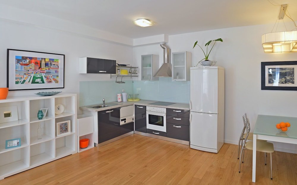 Фото Aetherius Red