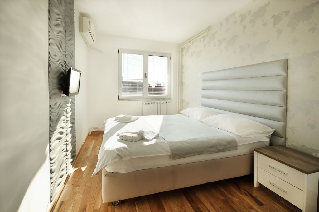 Фото Apartment Belgrade Center - Dobrinjska