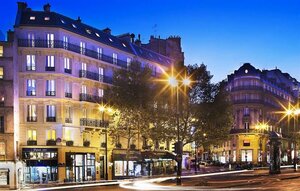 Гостиница Hotel Plaza Elysées в Париже