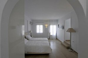 Kallisti Rooms & Apartments