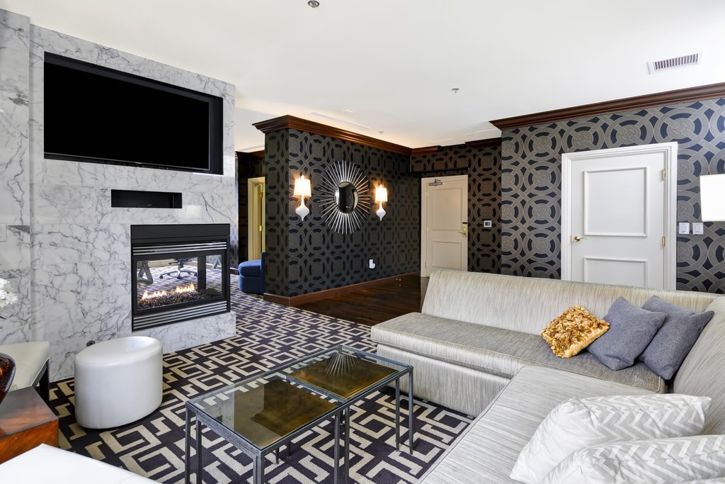 Фото Hilton Checkers