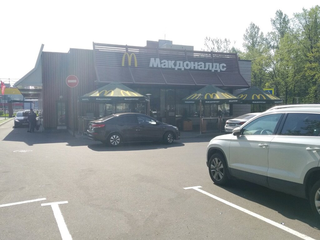 Fast food McDonald's, Saint‑Petersburg, foto