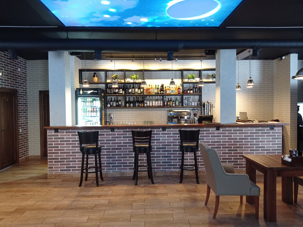 مقهى Cafe Sozvezdie Medveditsy ، ، صورة