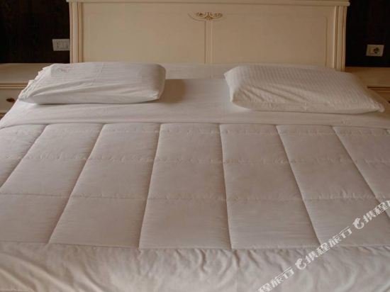 Фото Hotel 1 Maji