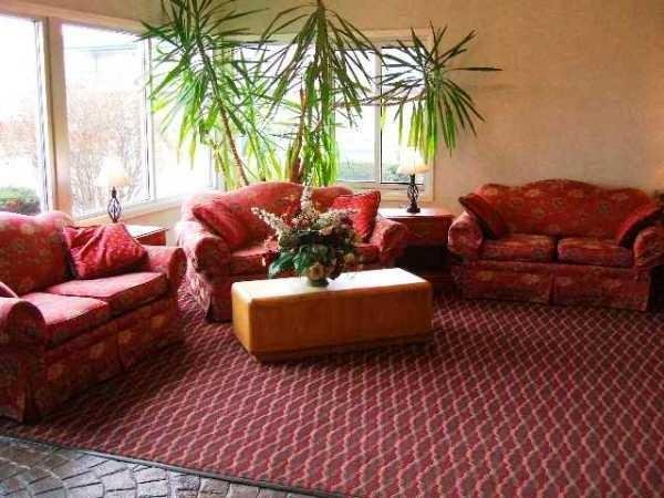 Фото A Victory Inn & Suites - Ann Arbor