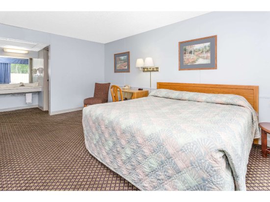 Фото Hospitality Inn