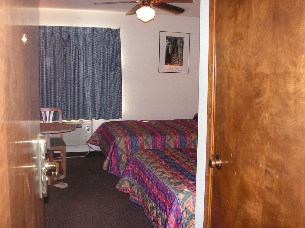 Фото Days Inn by Wyndham Albuquerque I 25