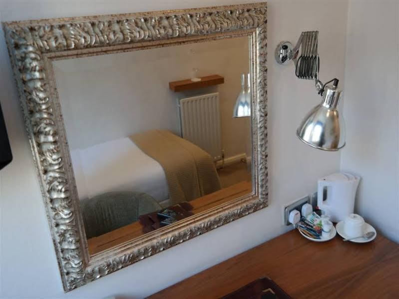 Фото Commodore Hotel