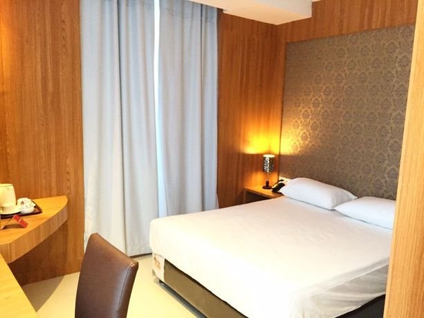 Фото The Crew Hotel Kualanamu International Airport