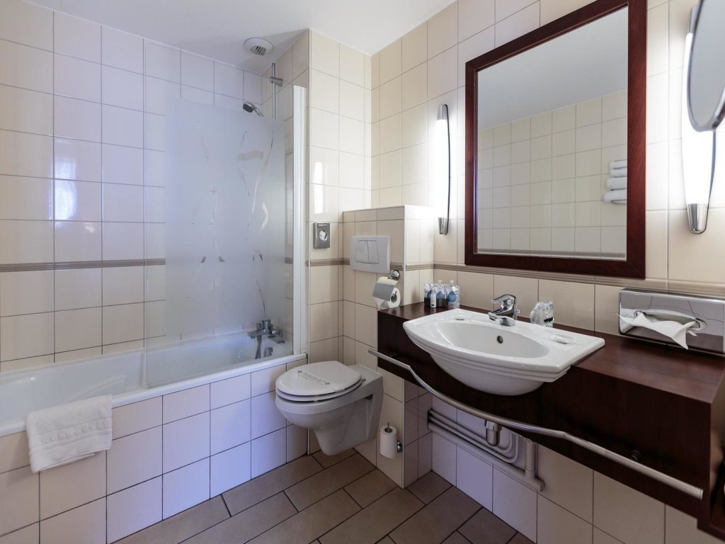 Фото Radisson Hotel Clermont-Ferrand