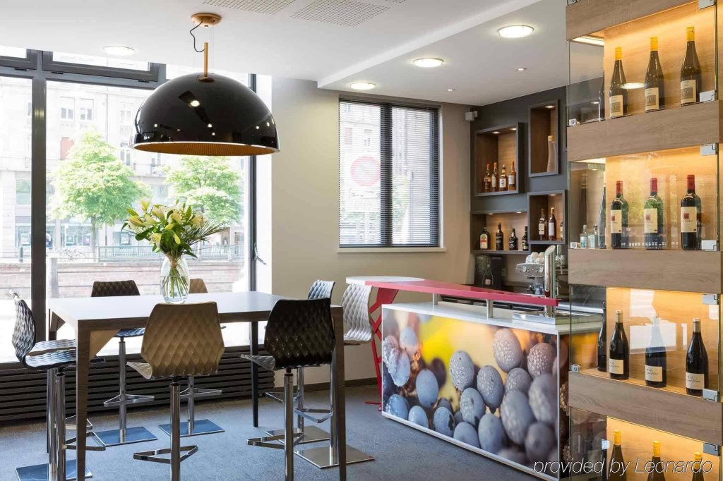 Фото ibis Styles Strasbourg Centre Petite France