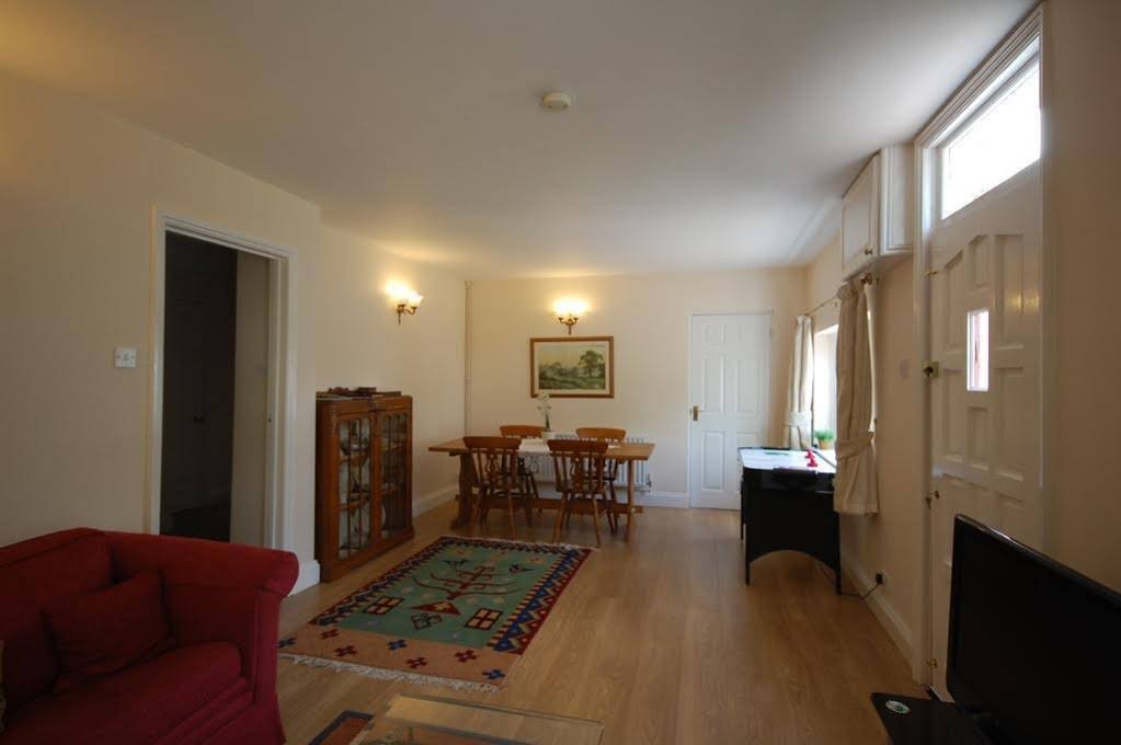 Фото Moleside Cottage