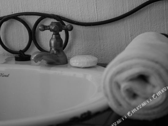 Фото J'Cups Guest House