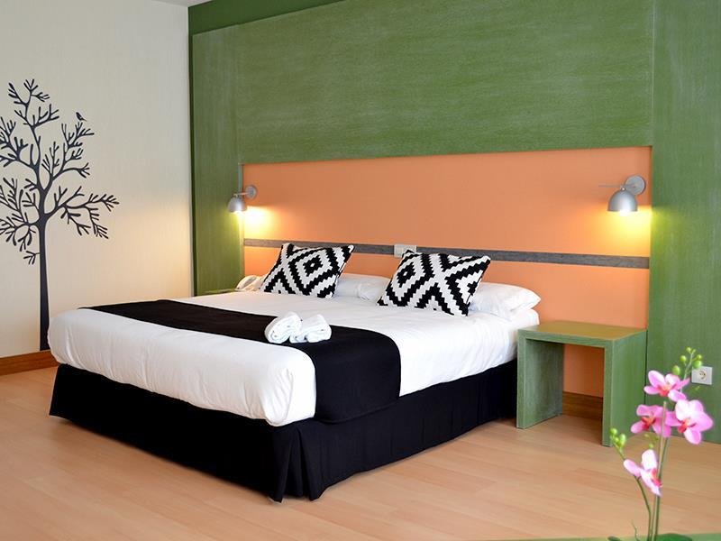 Фото Hotel Naval Sestao