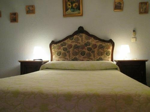 Гостиница Hostal Pradillo