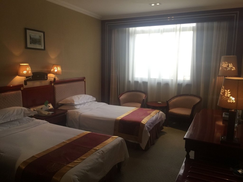 Фото Lanzhou Hotel