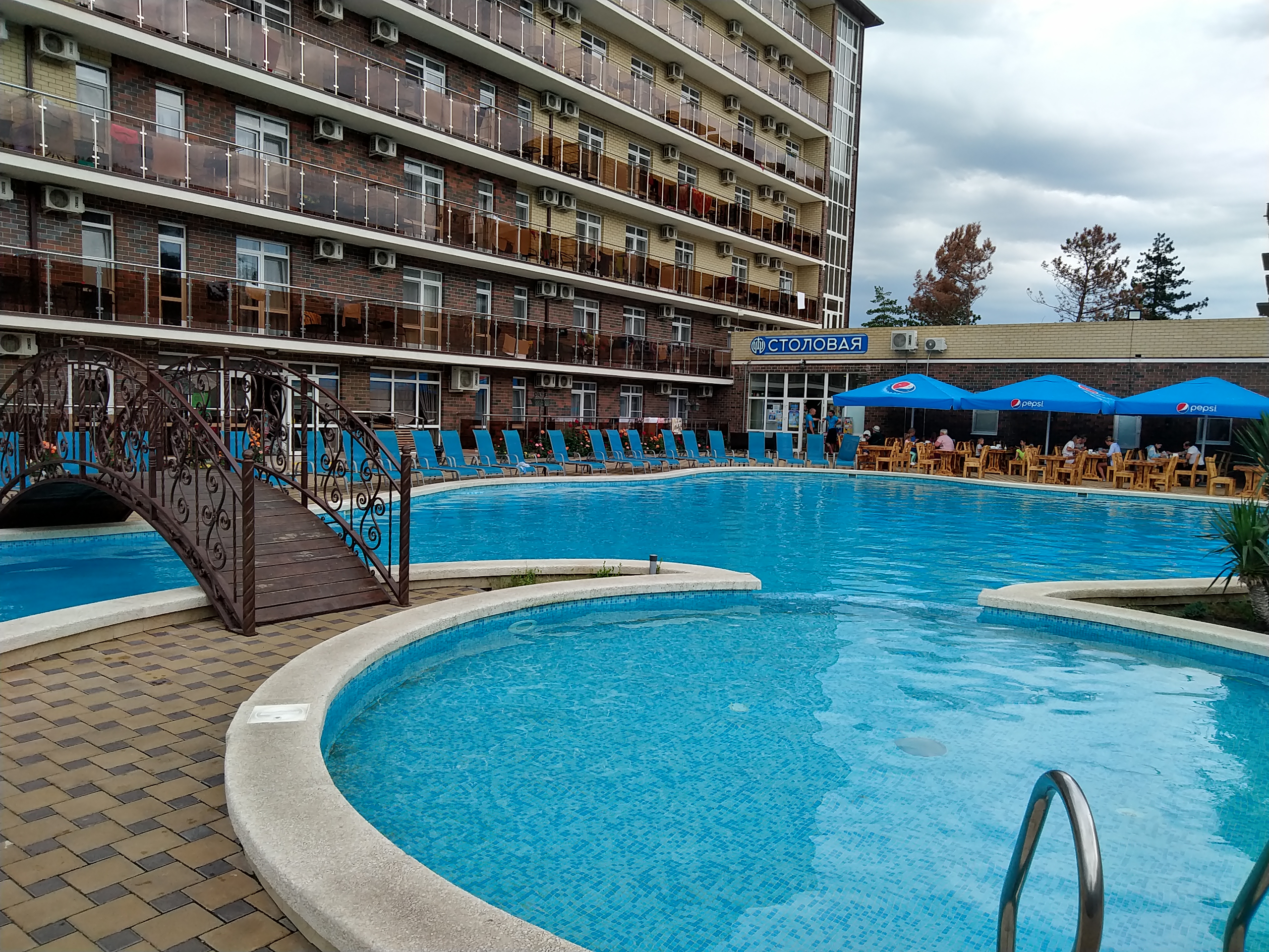 Фото Посейдон у моря