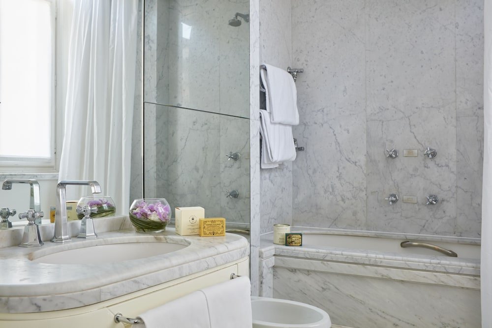 Фото Hotel Regency