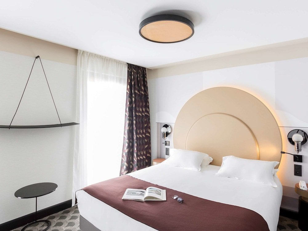 Фото Cannes Centre Univers