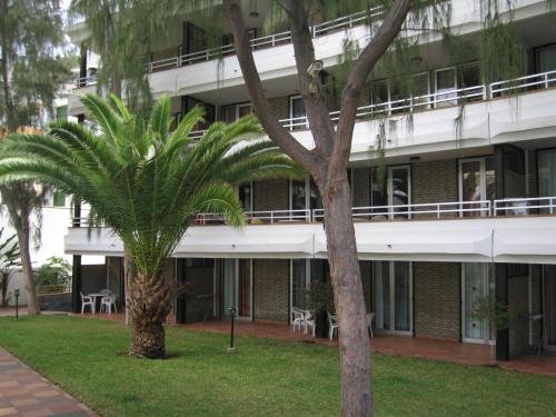 Фото Apartamentos Jacarandas