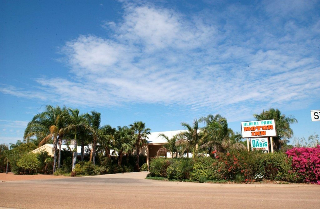 Hotel Albert Park Motor Inn, Longreach, photo