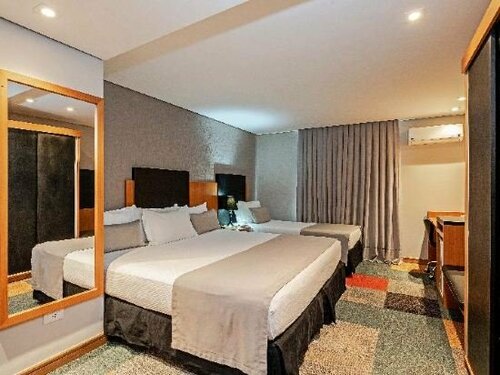 Внешний вид отеля Slaviero Curitiba Batel в Куритибе, фото 3