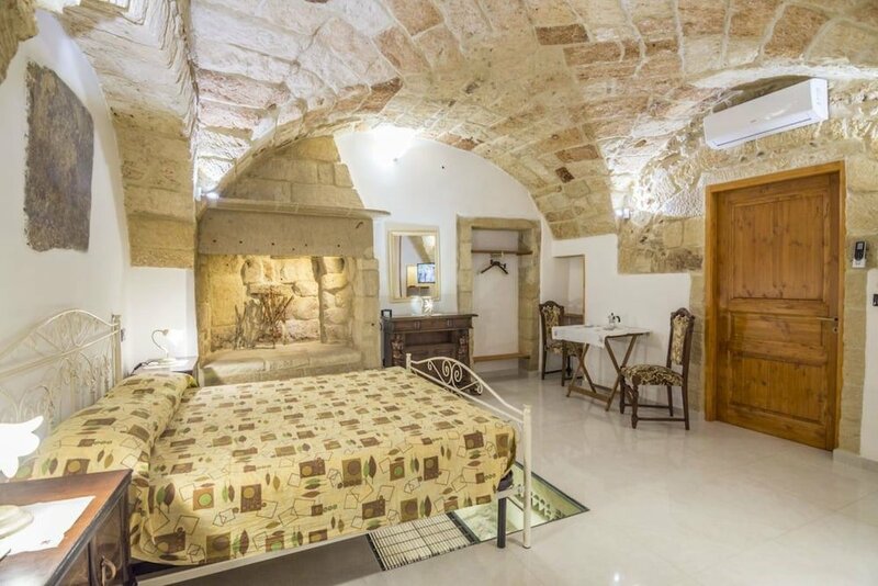 Гостиница B&b Corte Antica
