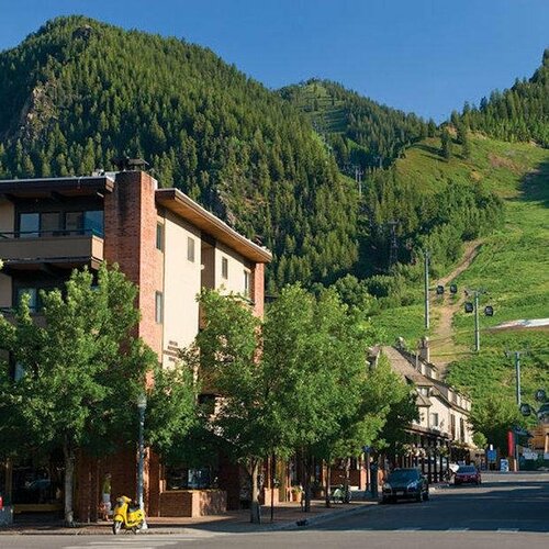 Гостиница Aspen Square Condominium Hotel в Аспене