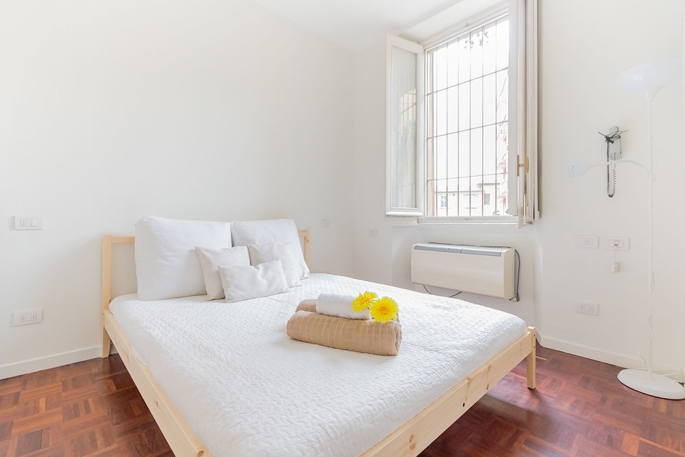 Фото Alessia's Flat - Colonne di San Lorenzo