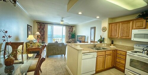 Гостиница Disney Amazing Lake Bryan View 1 Bedroom Condo by Redawning в Орландо