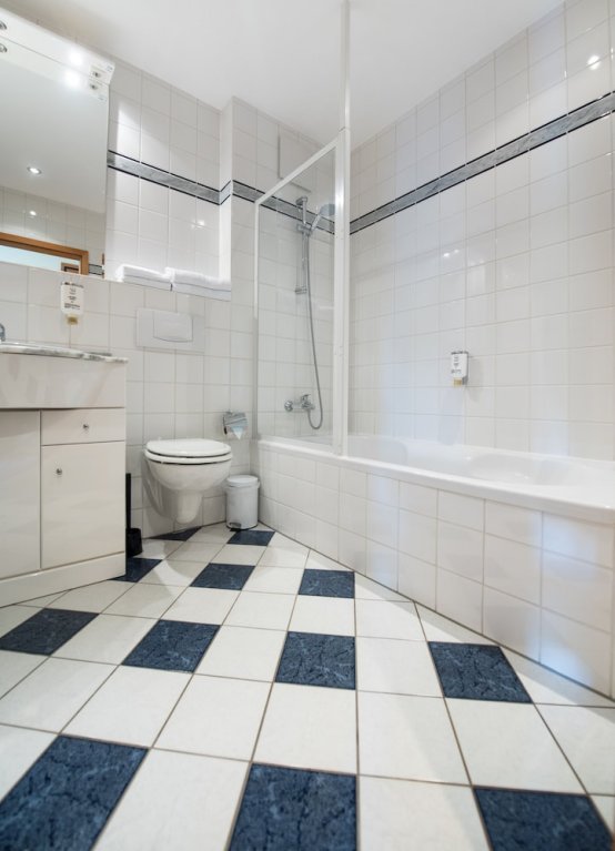 Фото Berghotel Kristall