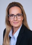 Manuela Sieglinde Müller-Vanegas, Selbstständige Finanzberaterin für die Deutsche Bank (Berlin, Leipziger Platz, 8), financial consulting